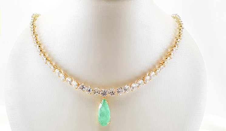 Semi-Jewelry -Necklace- with Stones' 18k Gold Plating