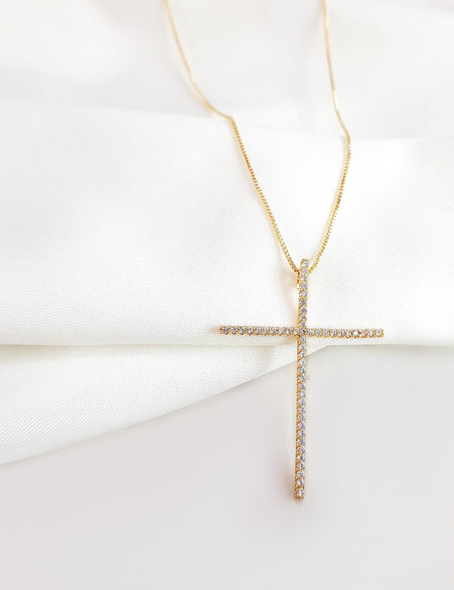 Halbjuwel - Halskette - Kreuz mit Zirkonias '18k vergoldet