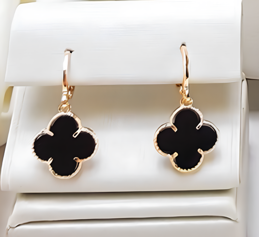 Semi-Jewel- Earring - Flower - Black Onyx Stone '18k Gold Plated