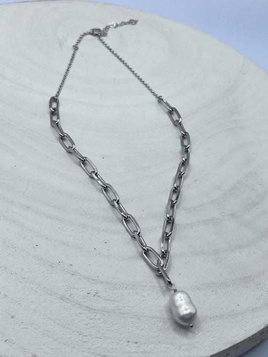 Semi-Jewelry -  Pearl Chain Necklace' 18k Gold Plating